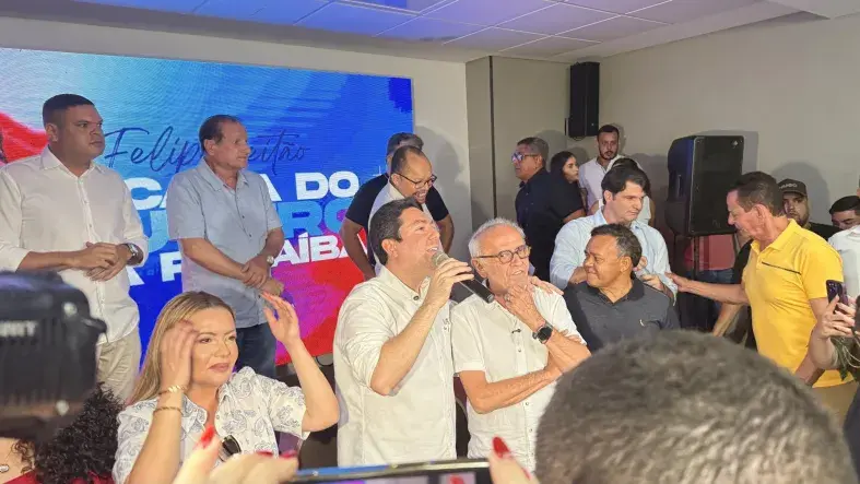 Felipe Leitão rompe com governo, anuncia apoio a Cícero e dispara: “Não tenho preço”