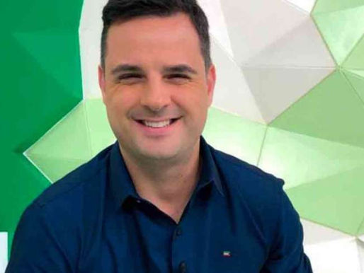 Repórter é internado por complicações da covid-19