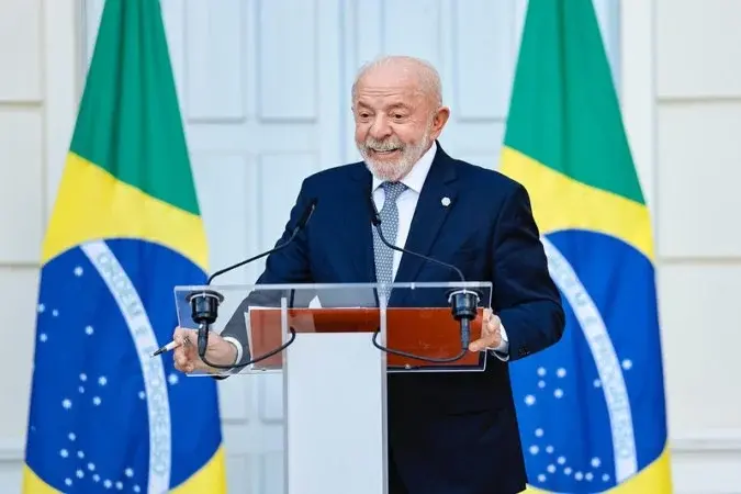 A pedido de Lula, ministro da Defesa irá à Venezuela na próxima semana