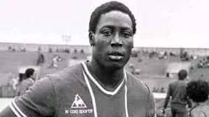 Morre ex-zagueiro que ficou 39 anos em coma