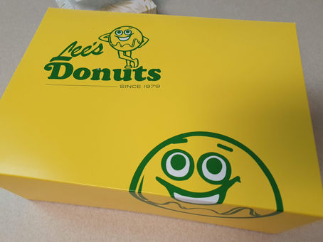 Lee's donuts