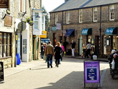 Treasure Hunts, Tail Wags and Tunes: A Bank Holiday Rally in Bakewell