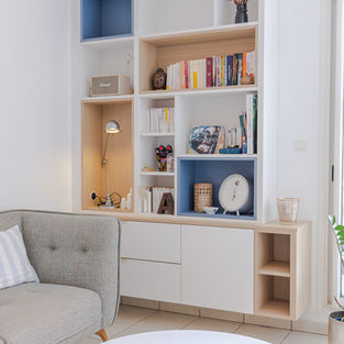 Bibliothèque suspendue sur mesure