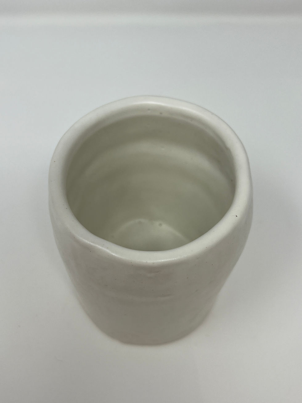Thumbnail: small white cylinder cup