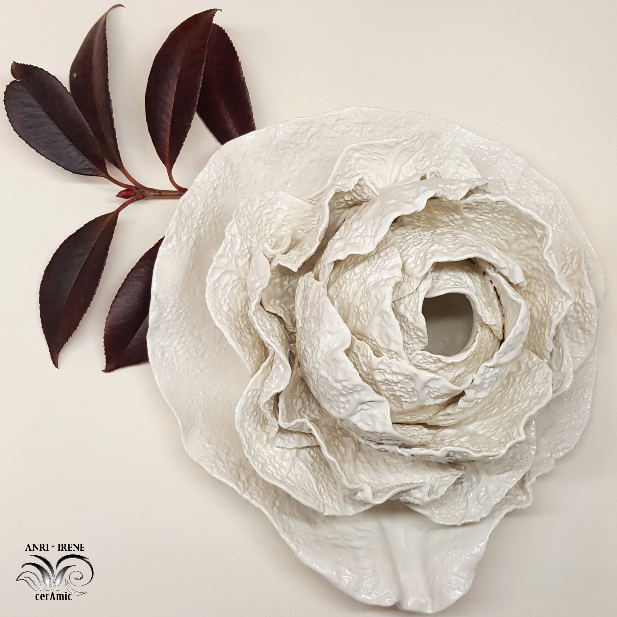 Porcelain cabbage vase
