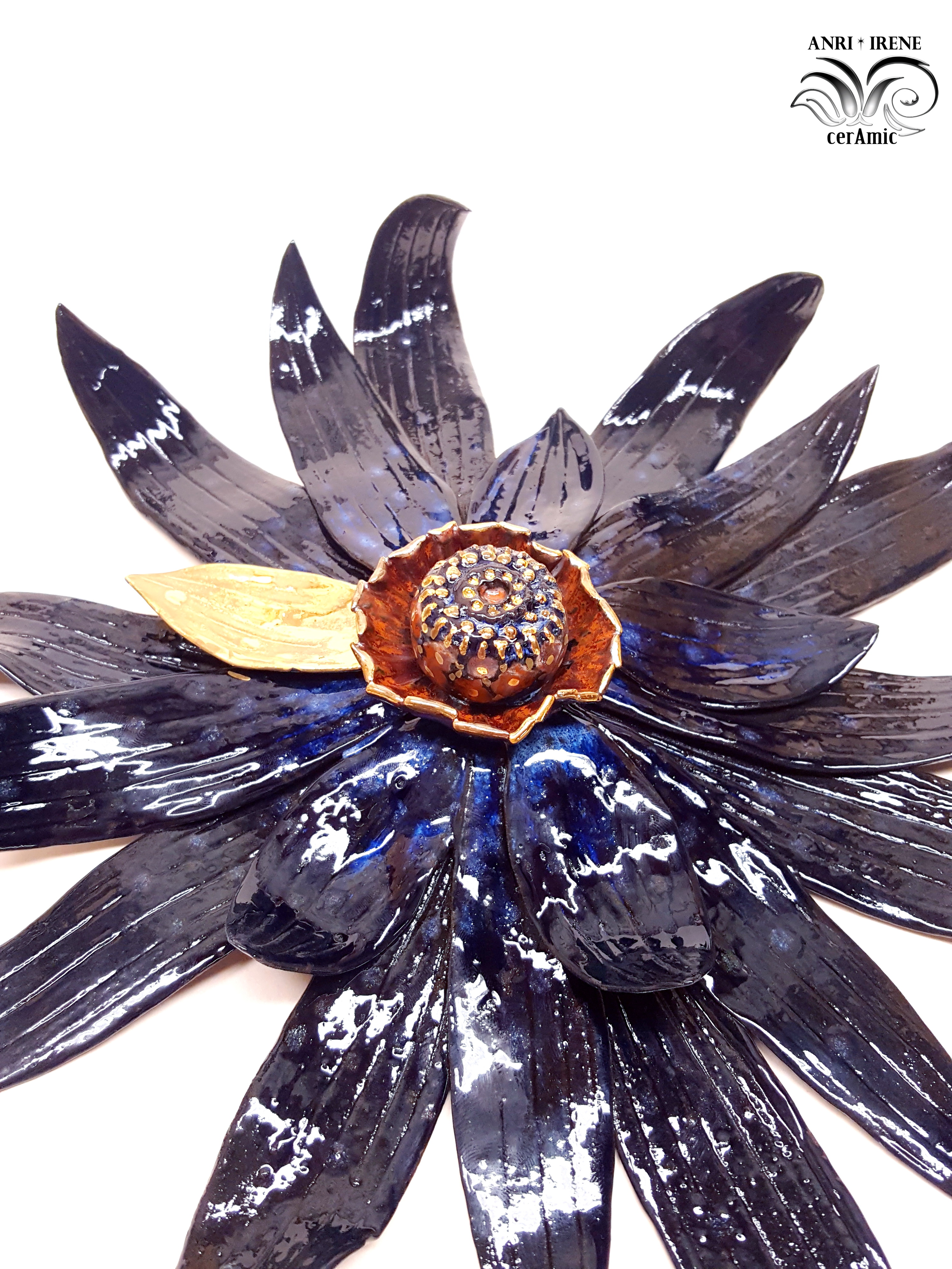 Porcelain lily flower