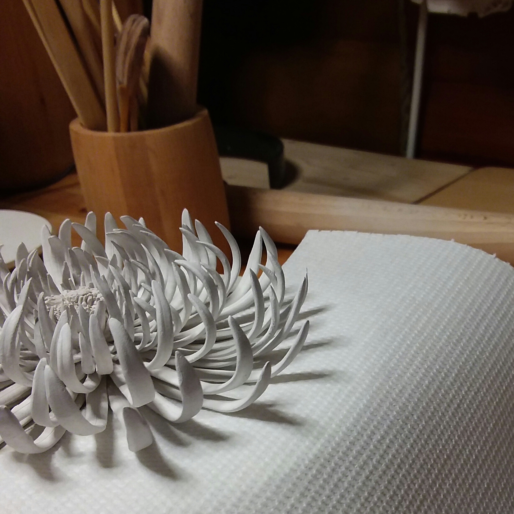 Ceramic chrysanthemum