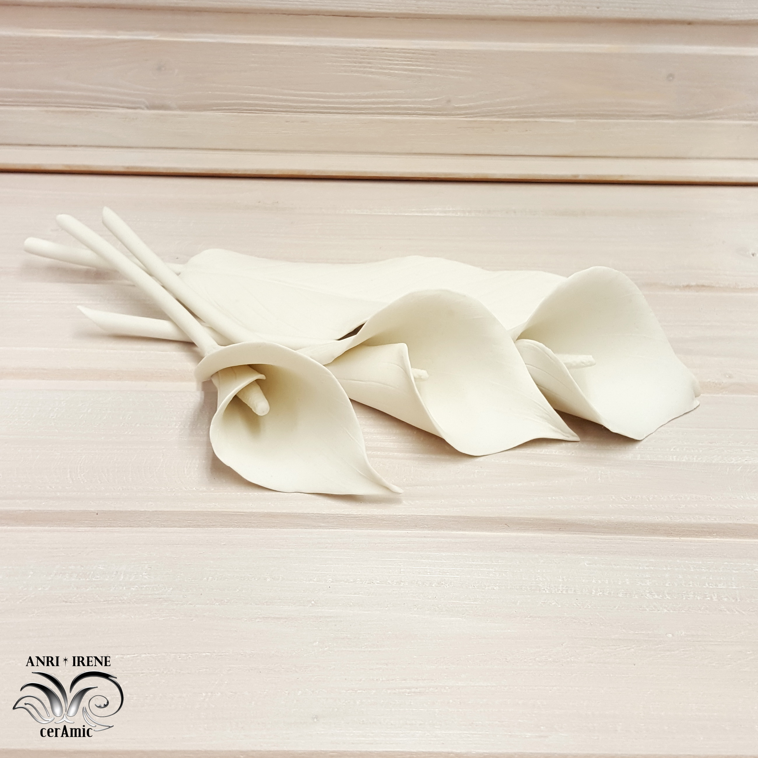 Porcelain lily calla