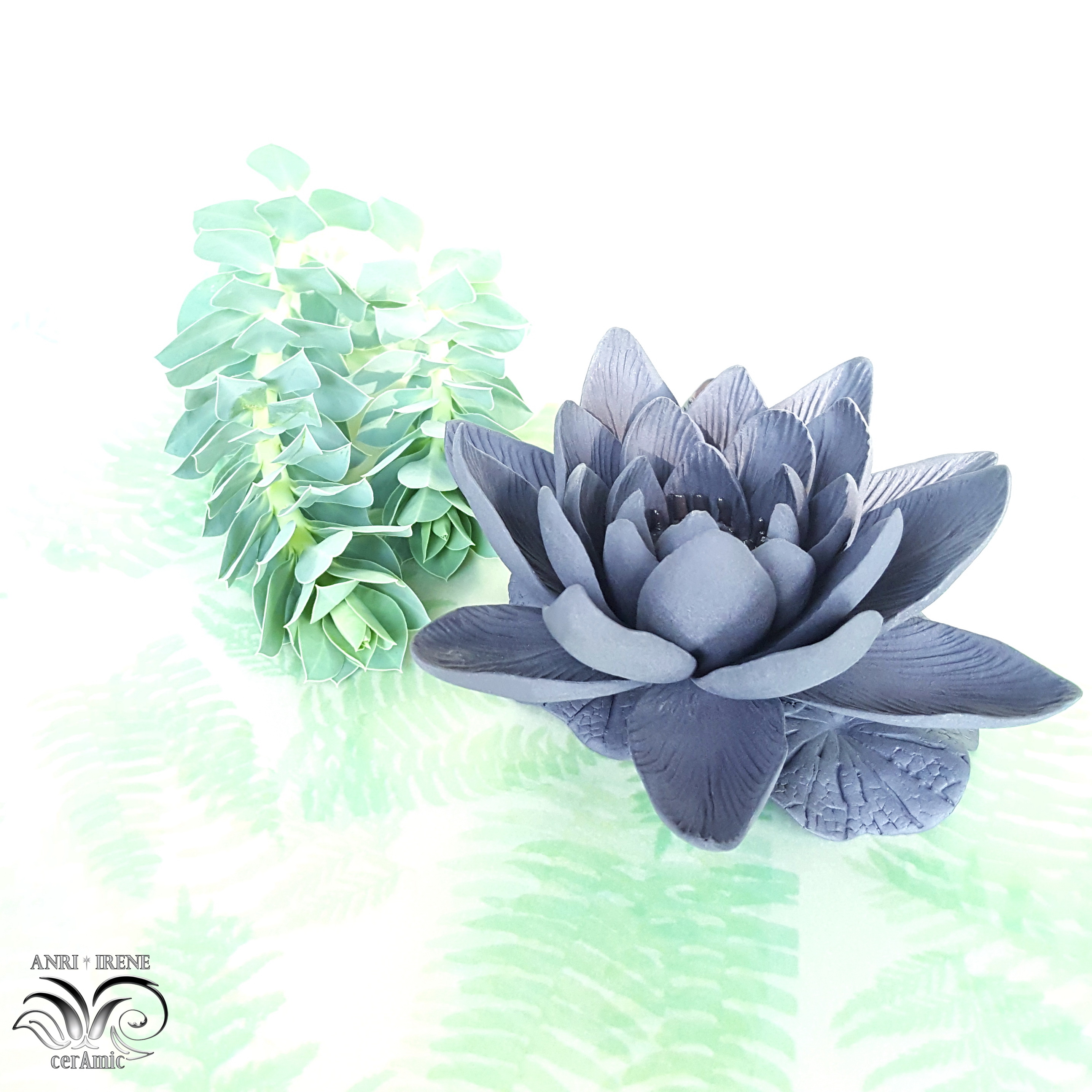 Porcelain floral lily