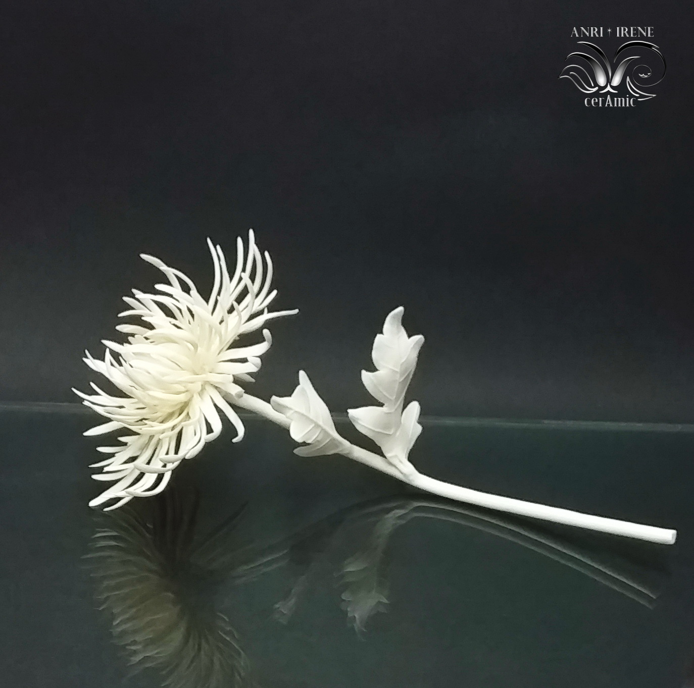 Porcelain chrysanthemum