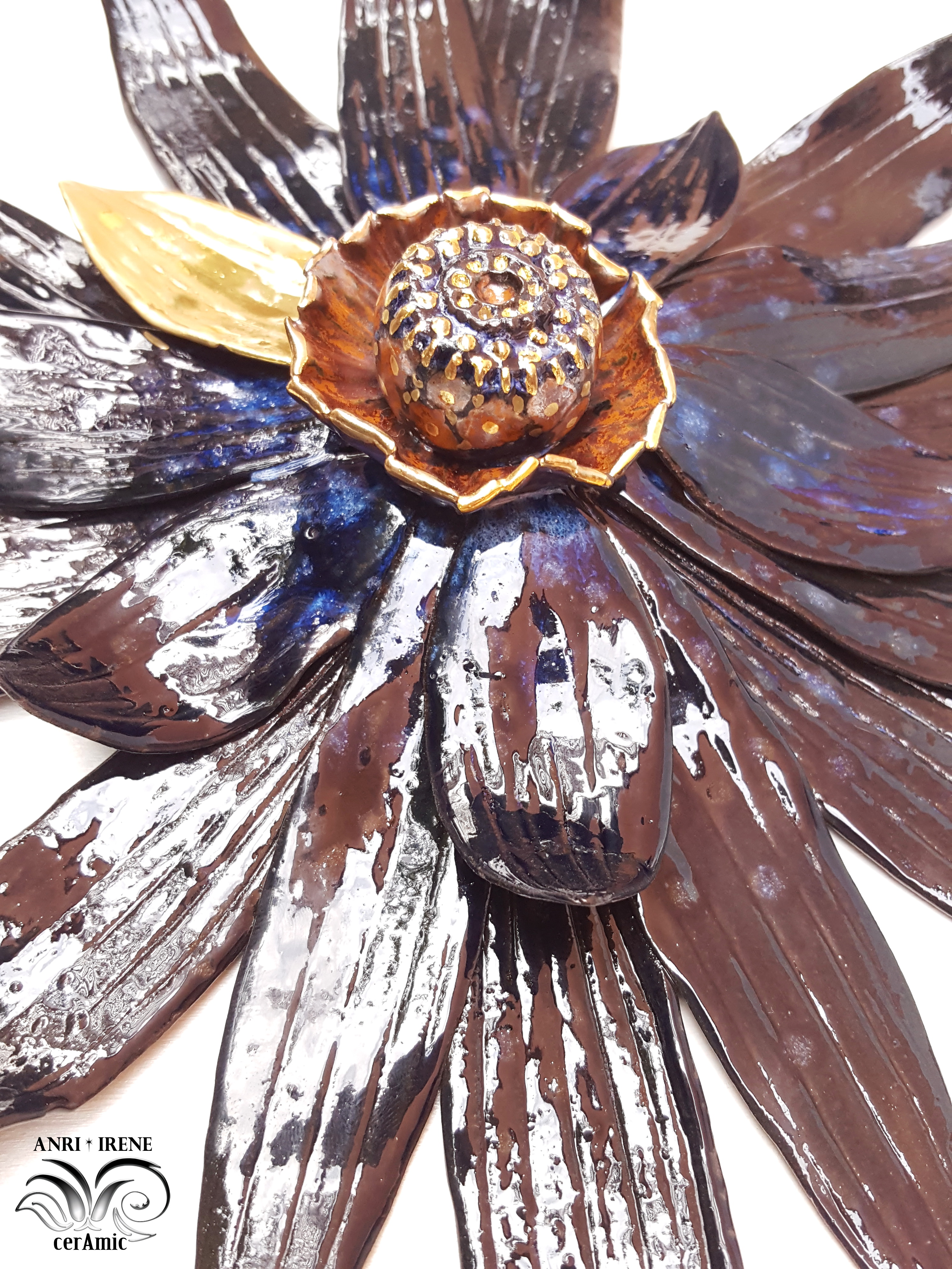 Wall ceramic flower