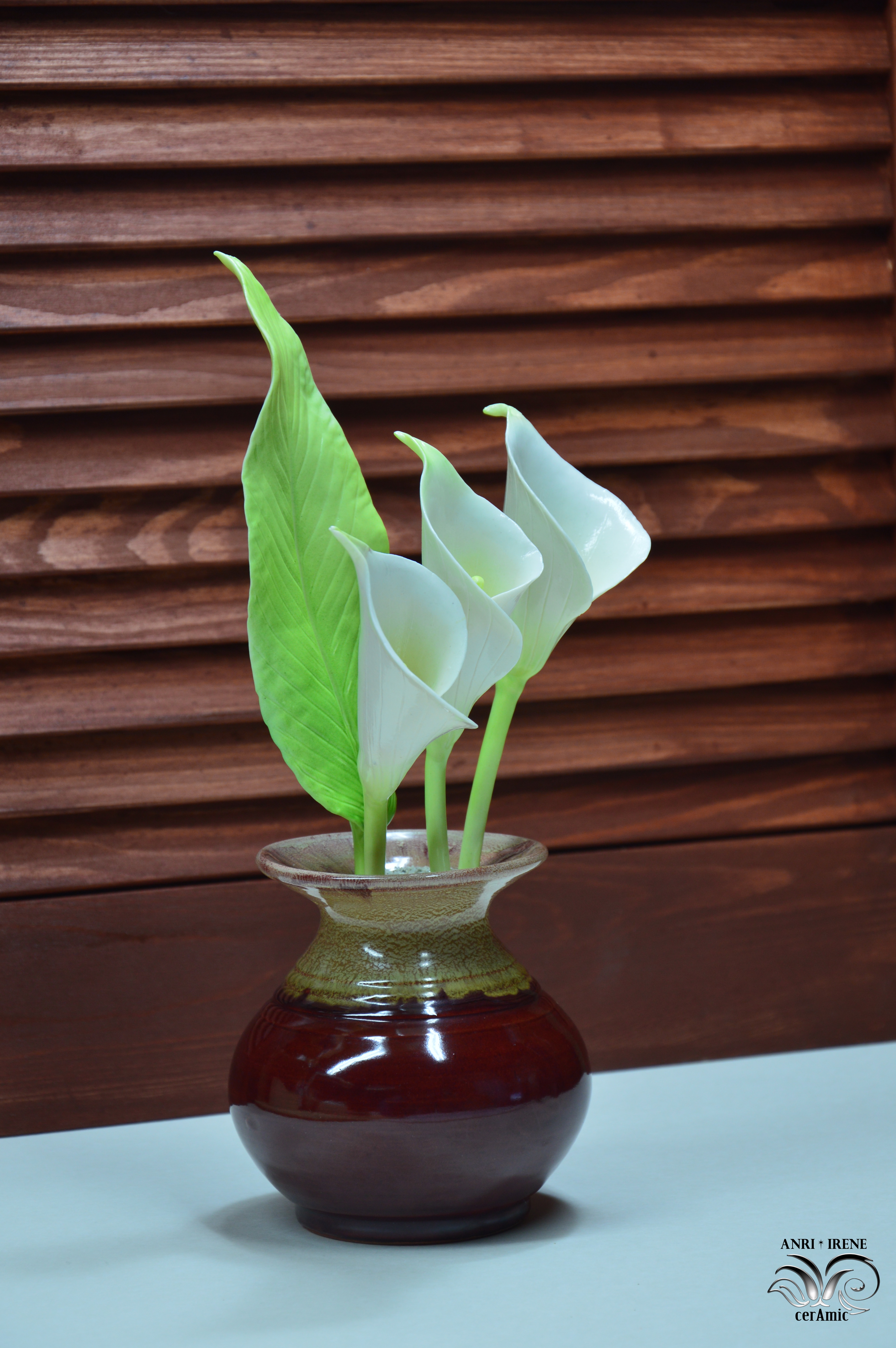 Porcelain lily calla