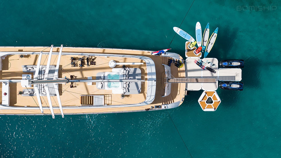 LUXURY CHARTER