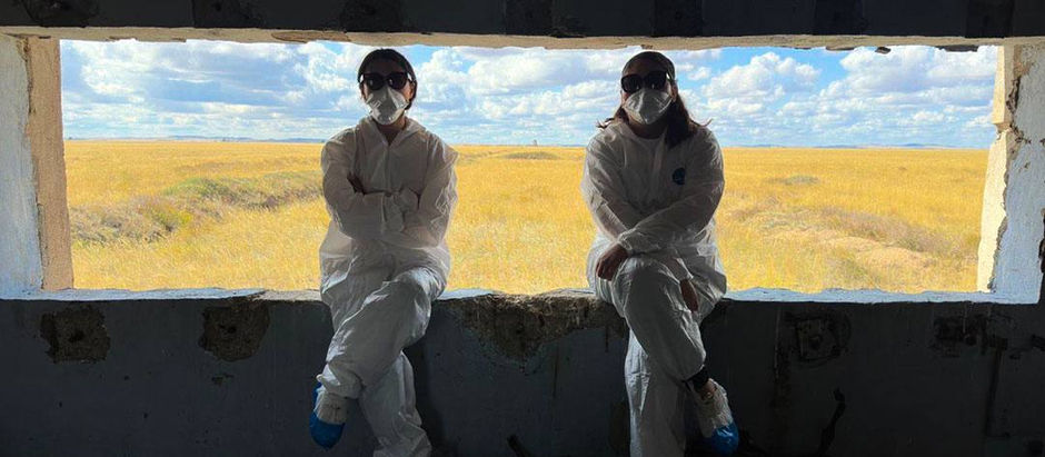 «Я увидела степь, людей, которые продолжают страдать и болеть»: Жанана Курмашева о фильме «Мы здесь живём» и развитии документального кино в Казахстане