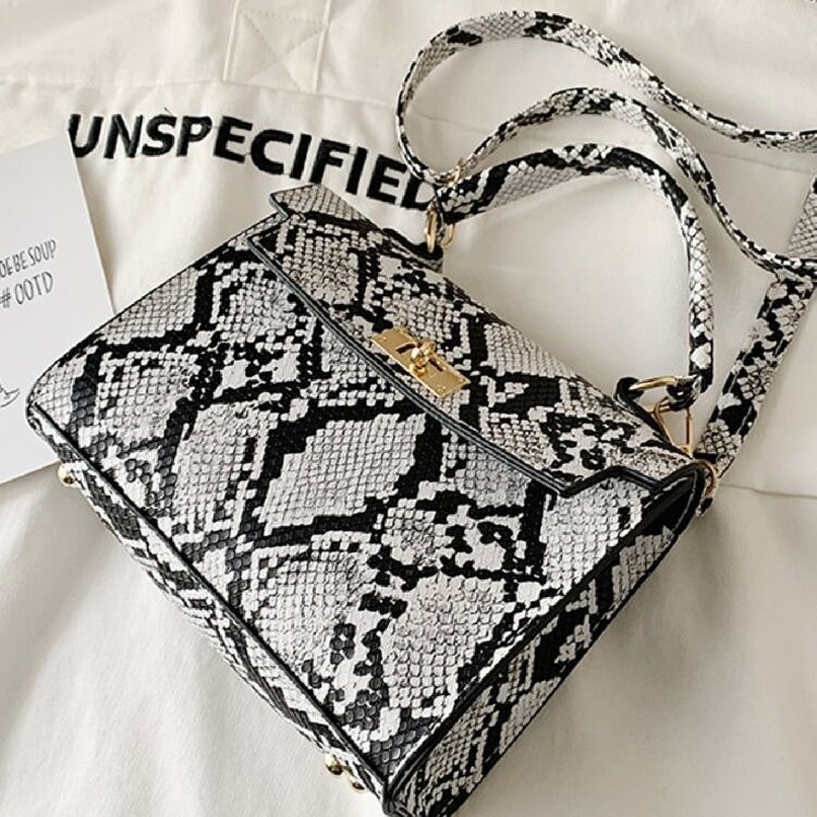 Thumbnail: Elegant Snakeskin