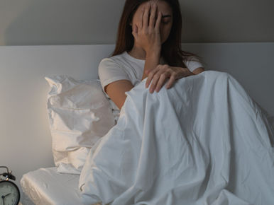 失眠食療還是藥物治療？10種失眠常見藥物與6種食療改善失眠