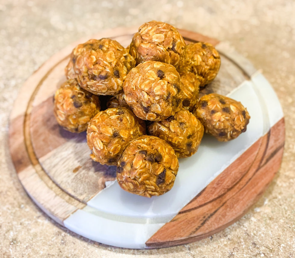 Pumpkin Oatmeal Bites with Mini Chocolate Chips and Peanut Butter
