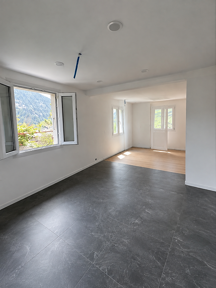 Pose de Carrelage et de parquet et lissage des murs en valais