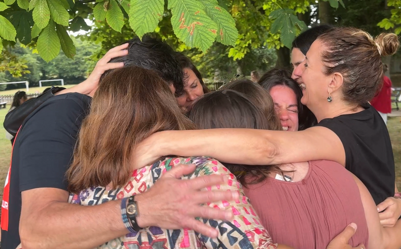 Viaje a Avalon Glastonbury Myriam Aram viajes organizados a glastonbury Avalon viajes sagrados viaje a Avalon 2026 viaje espiritual a glastonbury retiro iniciático viaje iniciático viaje sagrado Avalon Maria Magdalena Hermandad de la Rosa Isla de Avalon Merlín Morgana Rey Arturo Ciudad de luz de Avalon Camino del Dragón Viaje Místico Viaje a Inglaterra