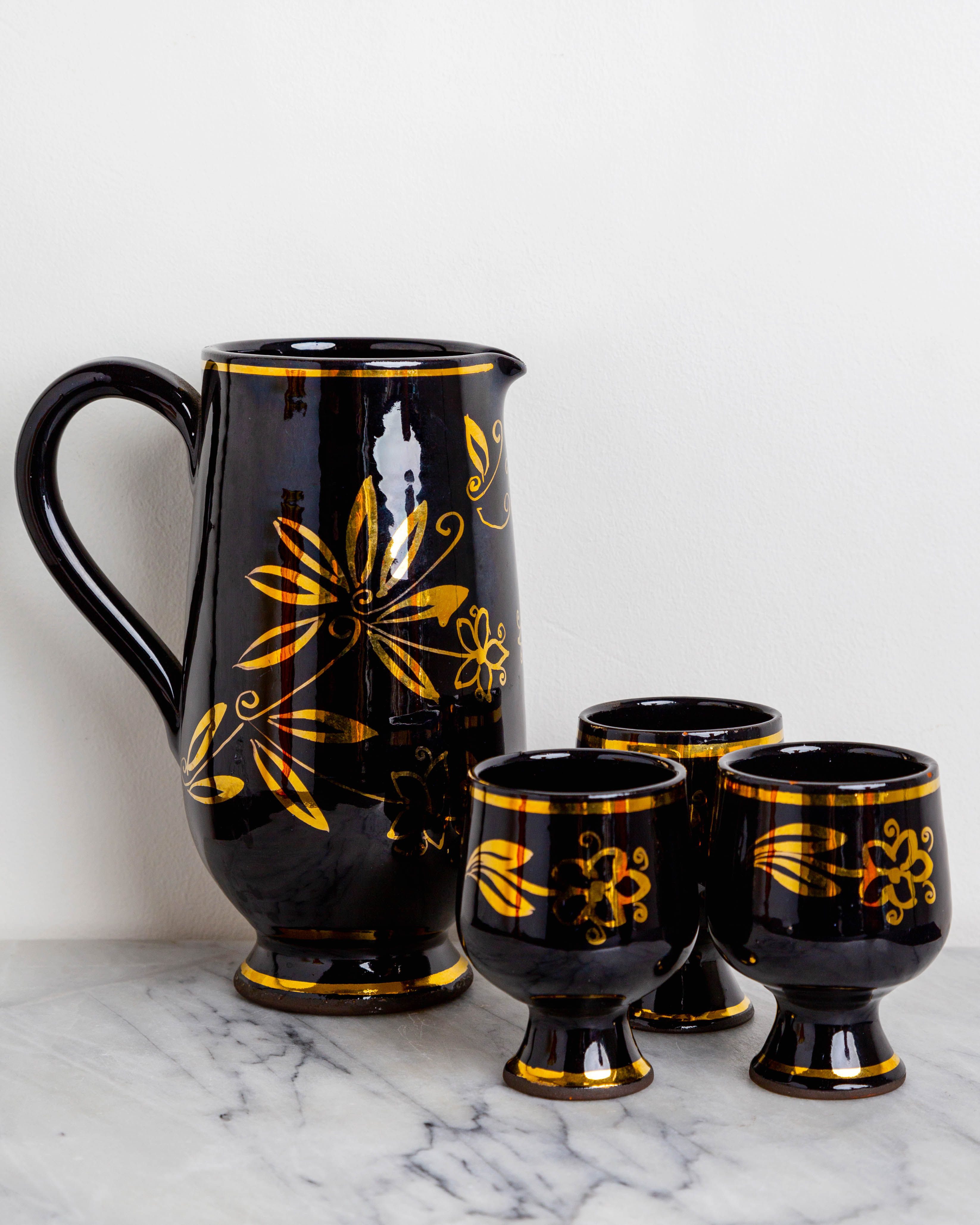 Black and Gold Drinkware Set