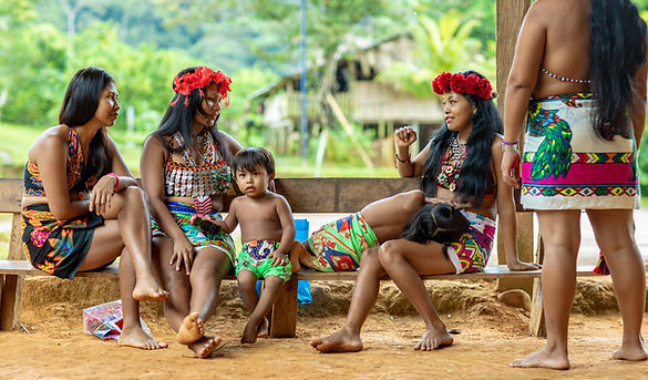 Communauté indigène Emberá Drua. Rivière Chagres, province de Panama. .JPG