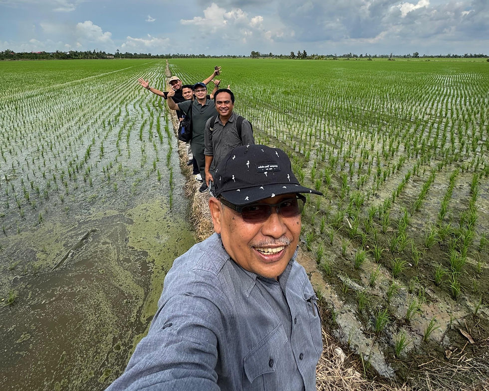 Participants had field visits to sustainable rice farms and cooperatives in Dong Thap.