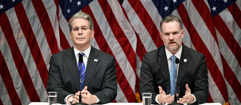 Navigating Economic Shifts: Strategic Insights for High-Net-Worth Individuals and Businesses