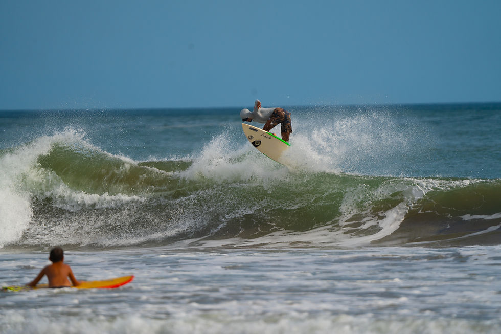 Popoyo surf emarald coast