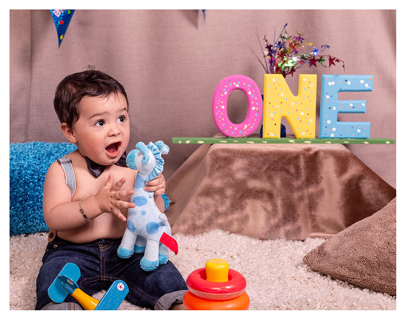 niño en su sesión de fotos