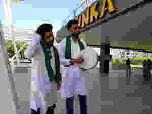 men in kurtas