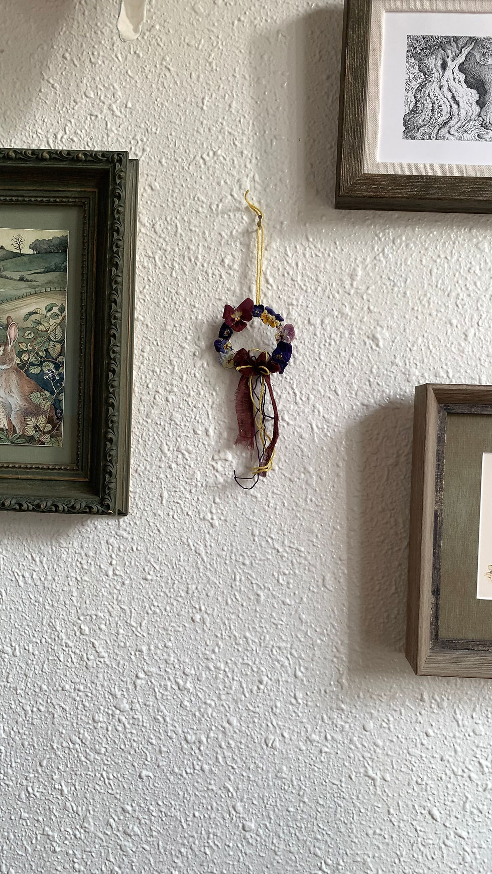 Thumbnail: Colorful 'Heartsease' Pansy Tiny Wreath