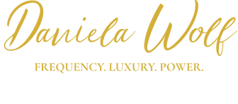 Logo - Daniela Wolf (10).png