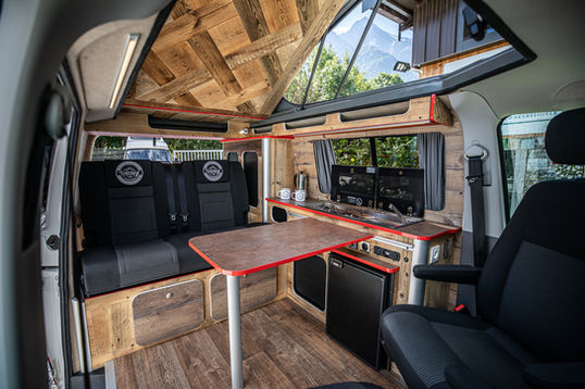 20210906_RENTAL VAN CHARPOUA-5228.jpg