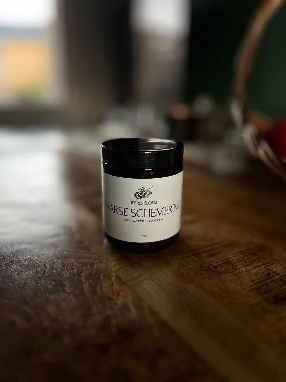 Een avondritueel van pure lavendel, gemaakt om de dag in absolute sereniteit los te laten.
