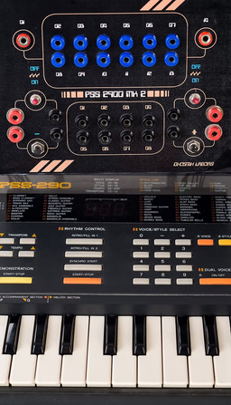 Detailed view of the Yamaha PSS 2900 MK2