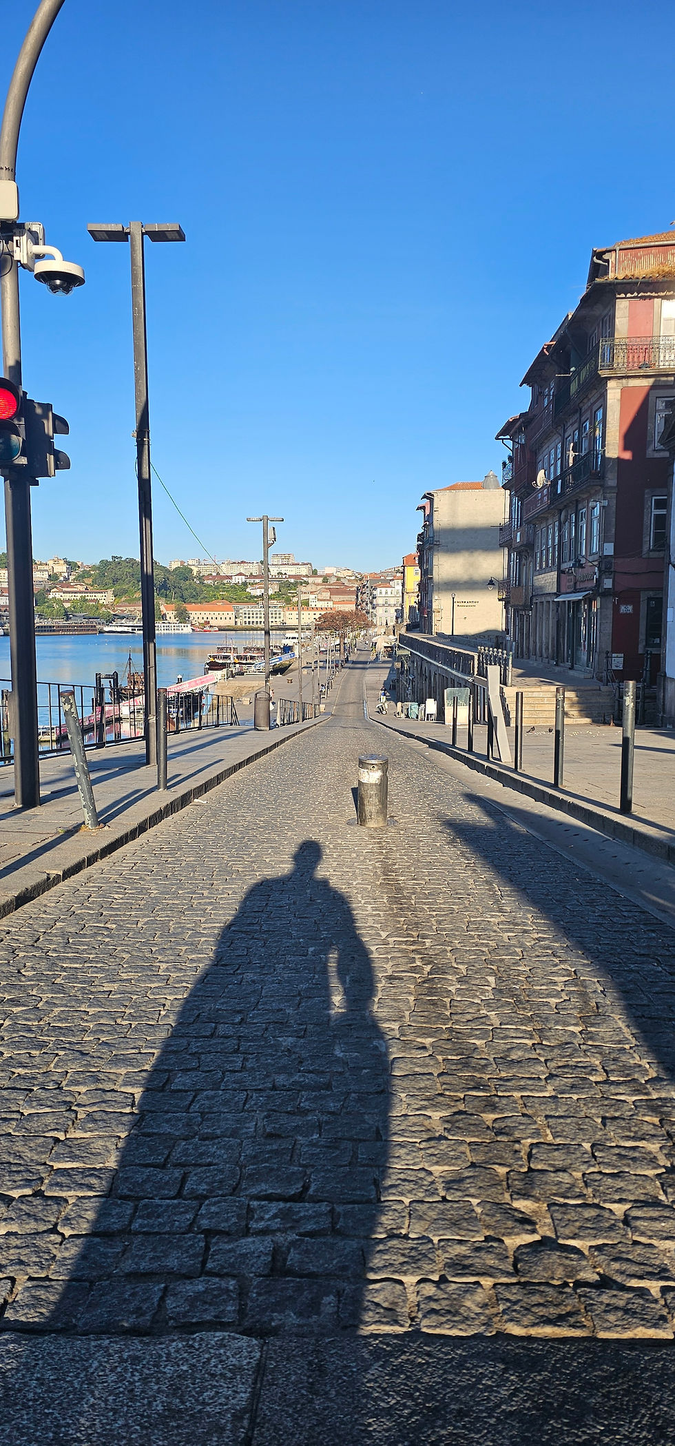 Cais da Ribeira Street