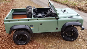 Land Rover Defender 90