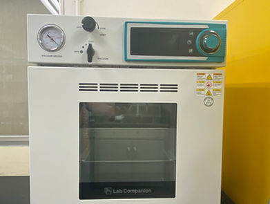 Vacuum oven.jpg