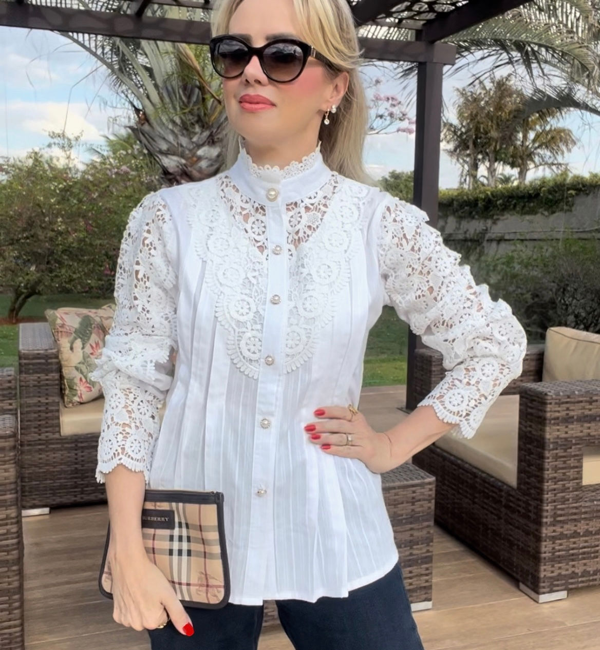 Blusa Branca com Renda 