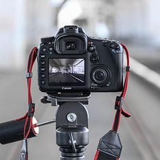 camera-with-tripod-.jpg