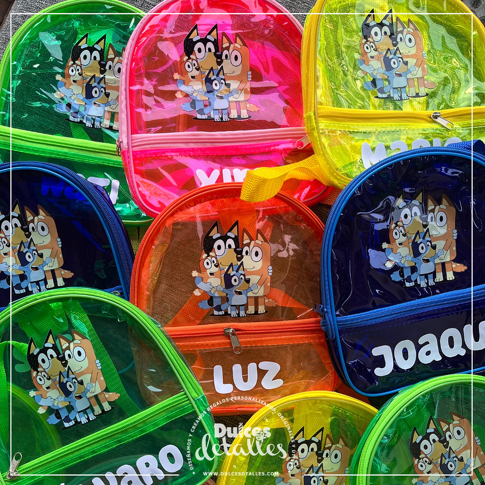 Imágenes de productos de la tienda mochilas de plástico personalizadas