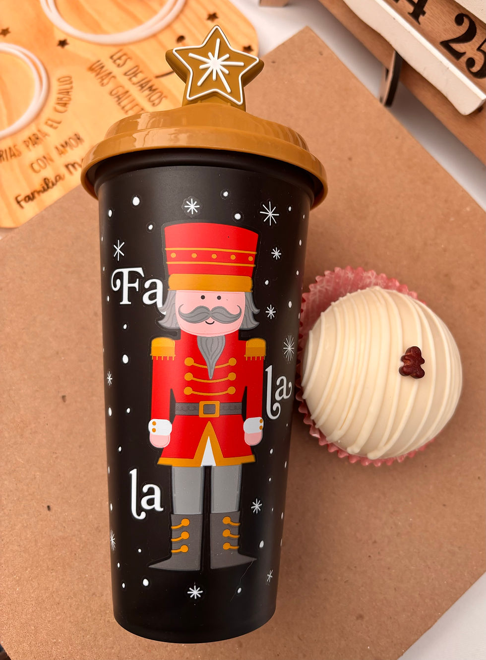 Miniatura: Vaso cafetero con bomba de chocolate