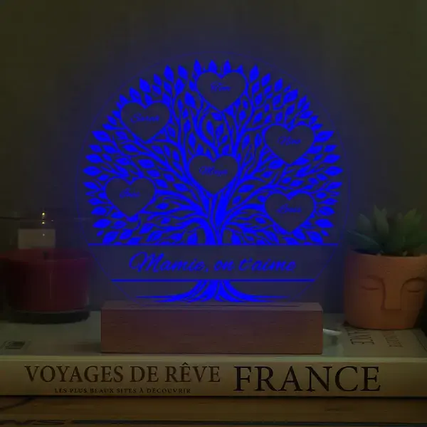 Miniature : Lampe Arbre de Vie avec prénoms personnalisable - Cadeau original pour réunir toute la famille sur un arbre généalogique