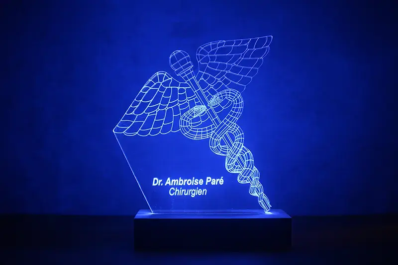 Miniature : Lampe Médecin personnalisée - veilleuse médecin - idée cadeau médecin personnalisée