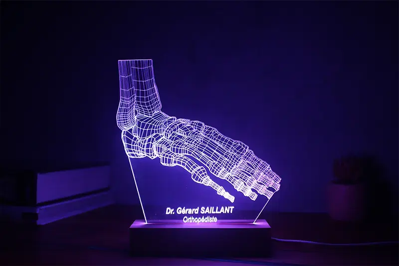 Miniature : Lampe LED Pied personnalisée - Veilleuse squelette du pied pour podologue et chirurgien orthopédique