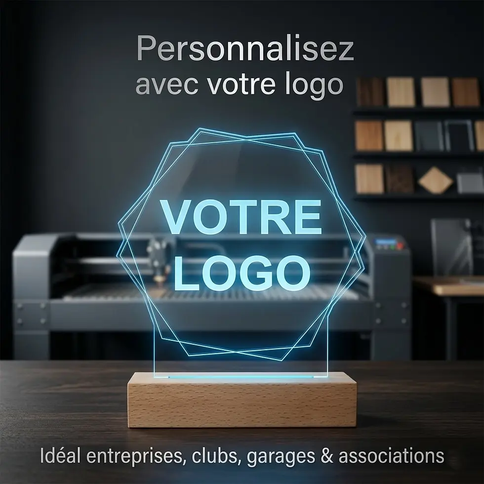 Lampe LED personnalisée avec logo d’entreprise gravé au laser sur plexiglass transparent et socle lumineux en hêtre massif
