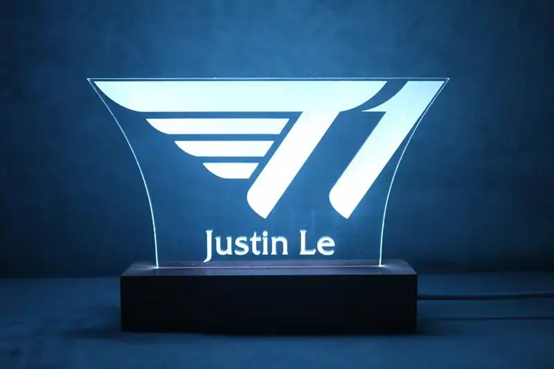 Lampe t1 league of legends | idée cadeau gamer | lampe gaming | veilleuse 3d