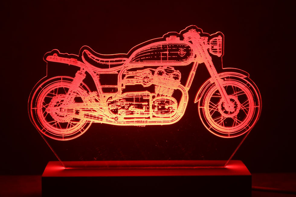 Miniature : Lampe LED moto custom personnalisée  - Cadeau biker et passionné de Harley, chopper et bobber