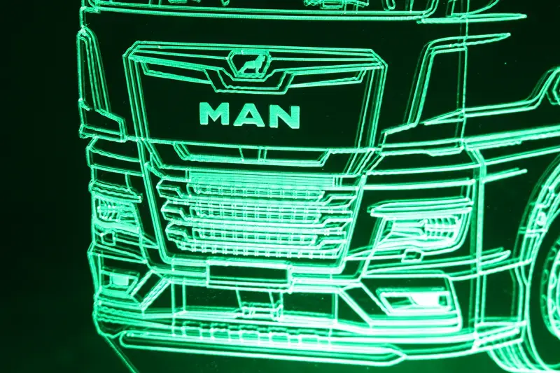 Miniature : Lampe Camion MAN TGX Personnalisée | idée cadeau routier personnalisée