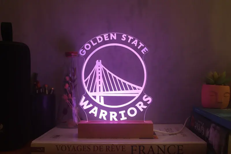 Miniature : Lampe LED Golden State Warriors NBA personnalisée - Cadeau fan des Warriors et supporter de la Baie de San Francisco